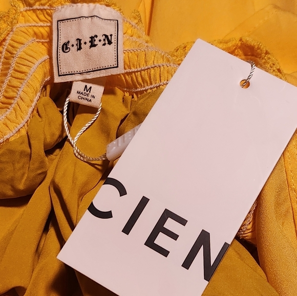 Cien Yellow V-Neck Open Back Flowy 3/4 Sleeve Maxi Summer Dress Size M - Picture 4 of 9